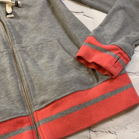 *SOLD* Peace Love World Hooded Jacket - Picture 5 of 13